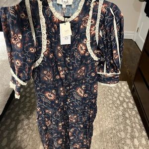 NWT NEVER WORN SEA NY MIDI DRESS size XXS new collection so beautiful